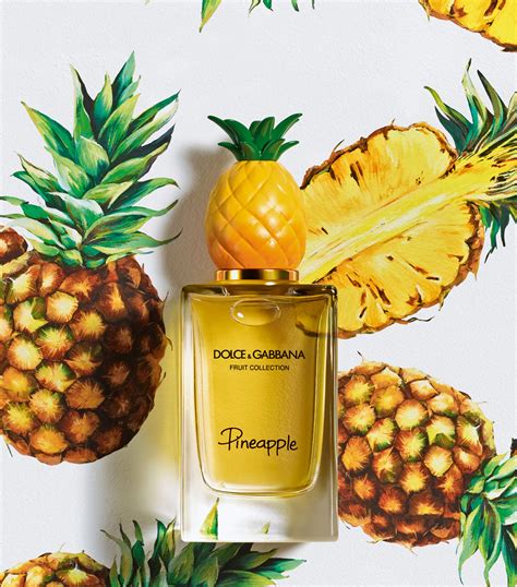 dolce gabbana pineapple fruit.